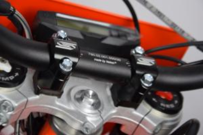 Afbeeldingen van KTM/HUSQ/GASGAS/BETA/SHERCO H:35/40/45/50MM BAR MOUNTS 28.6MM FOR STOCK TRIPLE CLAMPS