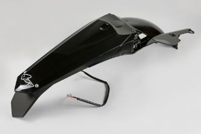 Afbeeldingen van UFO REAR FENDER (W/LED) YAMAHA BLACK - YZF250 14-18 / YZF450 14-17